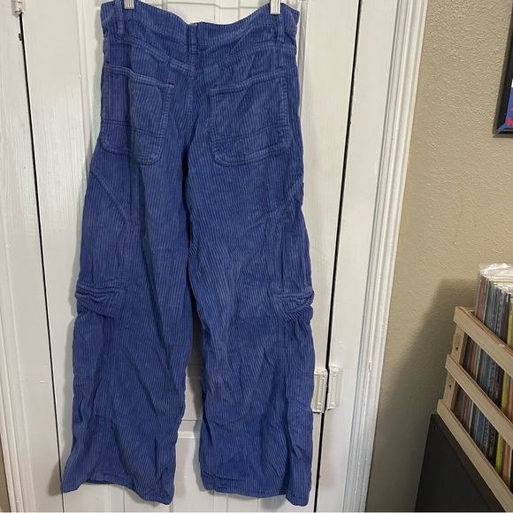 Urban Outfitters Blue Corduroy Pants Carpenter Baggy Cargo Size 26 L2 - Picture 3 of 8